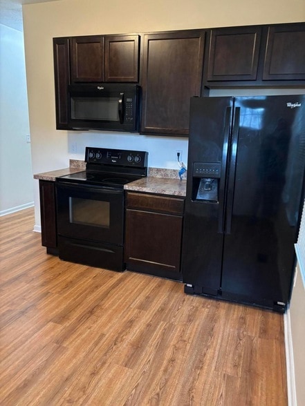 Photo - 188 W Park Ave Unit 186