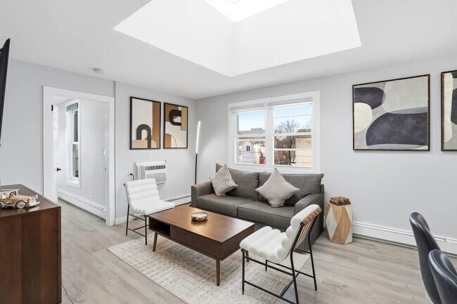 Photo - 225 Hancock Ave Unit SI ID1470334P