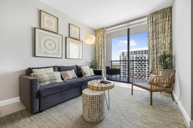 Building Photo - 5350 NW 84th Ave Unit SI FL16-ID1230856P