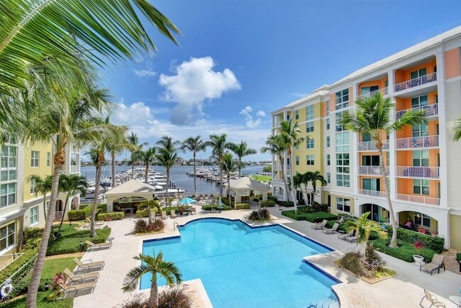 Building Photo - 806 E Windward Way Unit 313