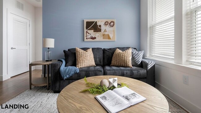 Photo - 5209 Craftsman Dr Unit 100-310