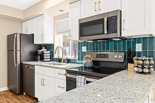 Photo - 27882 Gratiot Ave Unit ID1032348P