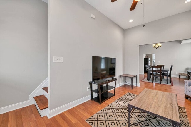 Photo - 4125 Chouteau Ave Unit ID1031861P