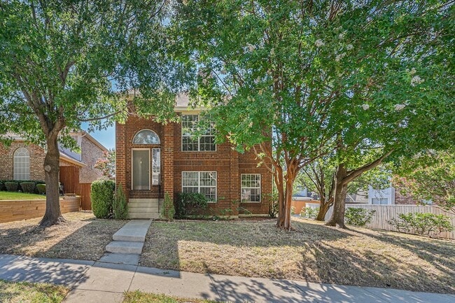 Photo - 588 Lake Forest Dr