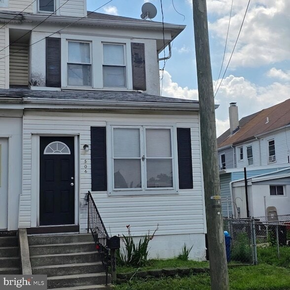 Building Photo - 506 Ridgeway St