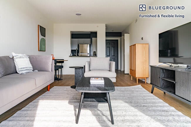 Photo - 4650 Washington Blvd Unit FL6-ID1050