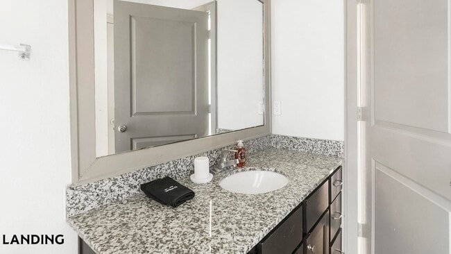 Photo - 18021 Kingsland Blvd Unit 5311