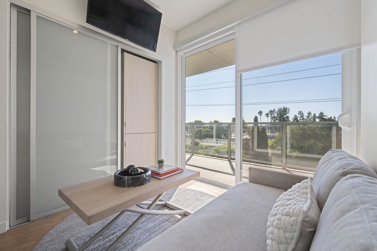 Floor Plan - Petite Private Suite