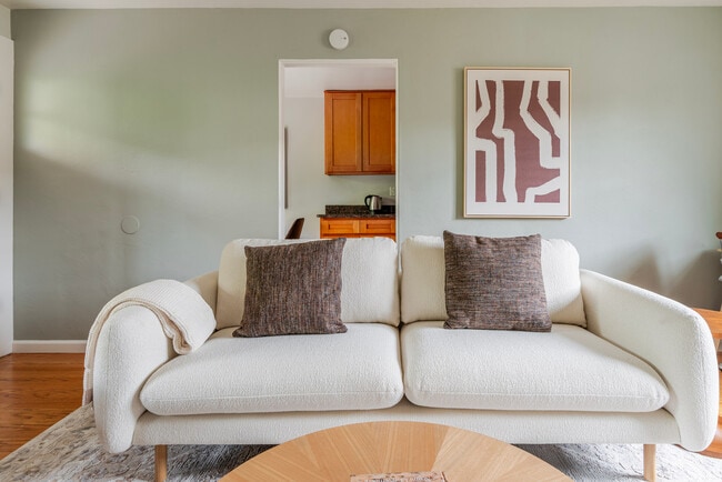 Photo - 327 Hawthorne Ave Unit FL1-ID2114