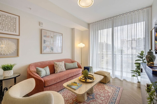Building Photo - 2700 NW 2nd Ave Unit SI FL2-ID1594690P