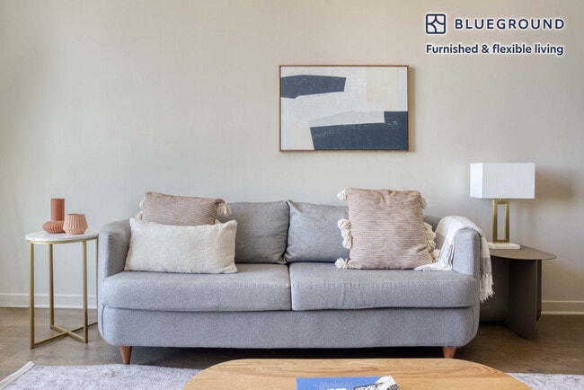 Photo - 1 S Market St Unit FL22-ID805