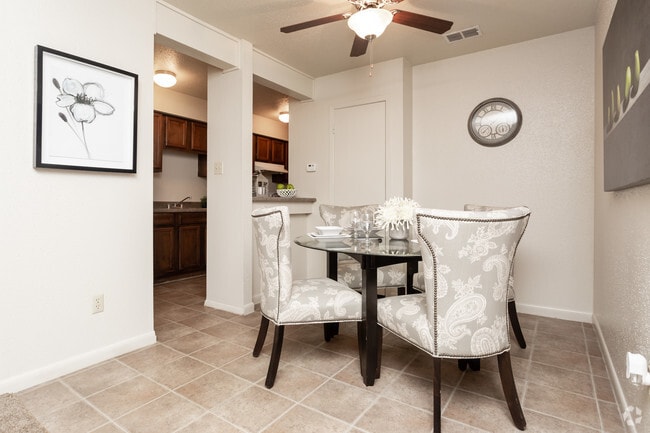1BR,1BA-737sft - Seasons Apartments