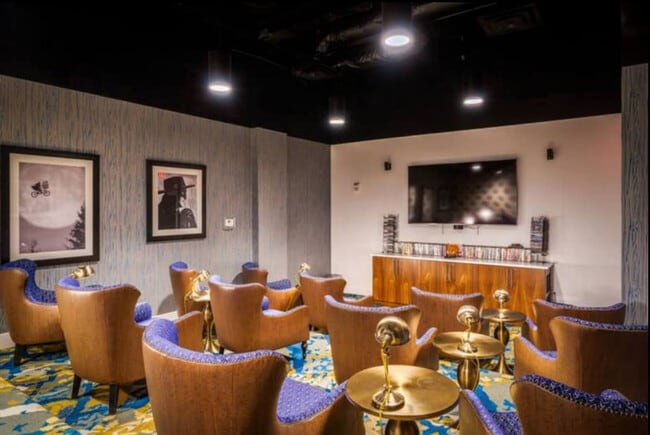 Photo - 309 Vine St Unit ID1292413P