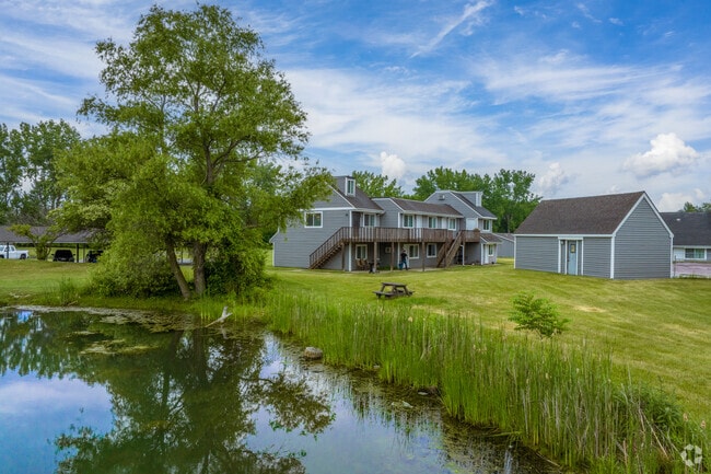 Photo - Bay Valley Harbor Apartments