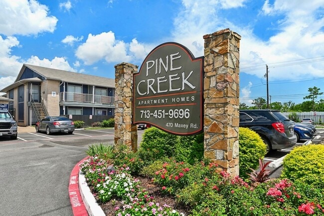 Photo - Pine Creek Apartments
