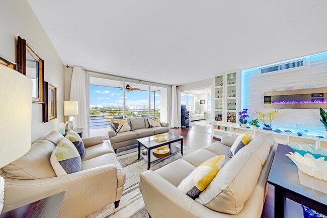 Photo - 3051 N Course Dr