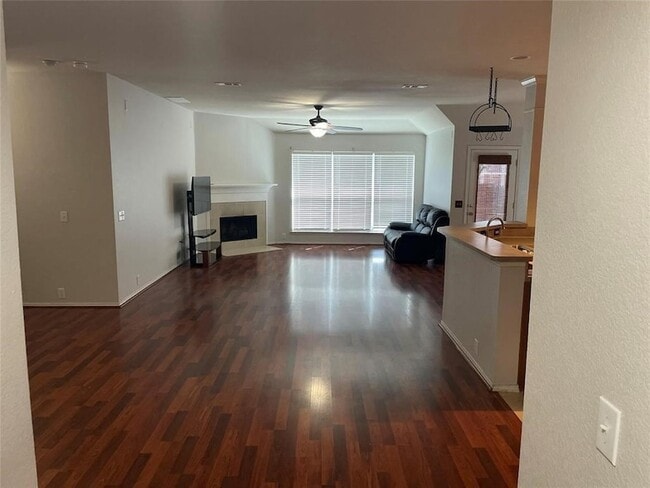 Photo - 4624 Matthew Dr