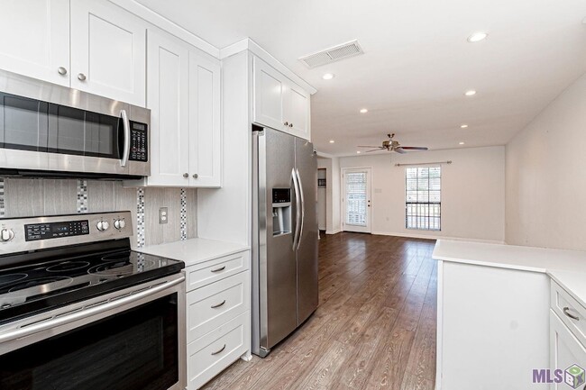 Photo - 15848 Maison Orleans Ct