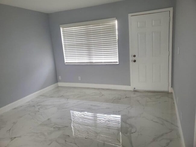 Photo - 9430 Boca Cove Cir Unit 203