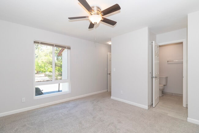 Main bedroom Grey Tone - Eastwood Apartments