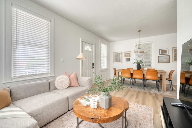 Building Photo - 4128 N Montana Ave Unit ID1309898P