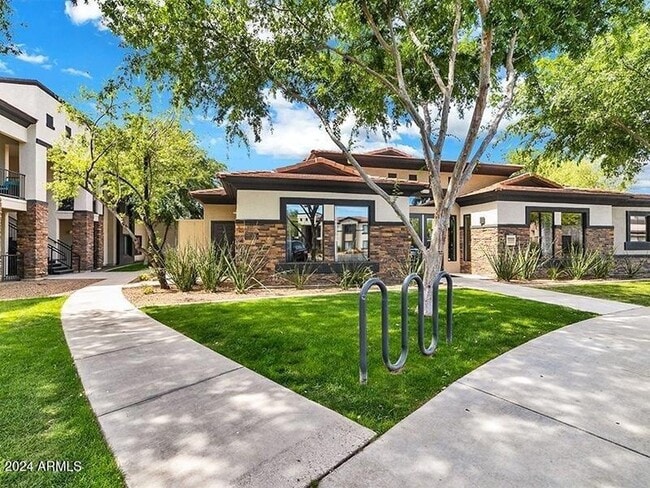 Building Photo - 22280 S 209th Way Unit 2