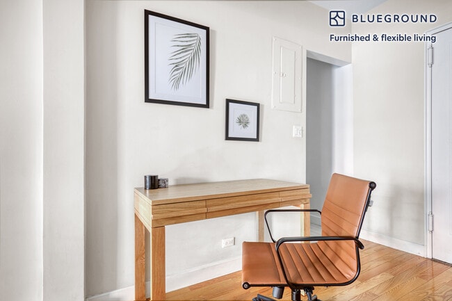 Photo - 10 Downing St Unit SI FL3-ID156