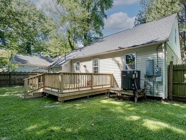 Photo - 3668 Hyde Cir