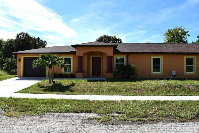 Photo - 1515 Furnari St