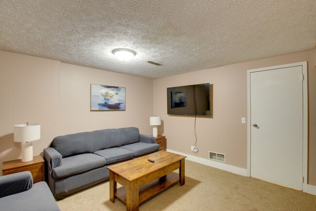 Photo - 5368 N Linwood Ave Unit SI ID1596254P