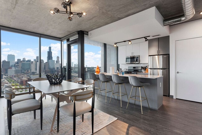 Photo - 1314 W Randolph St Unit ID1029631P