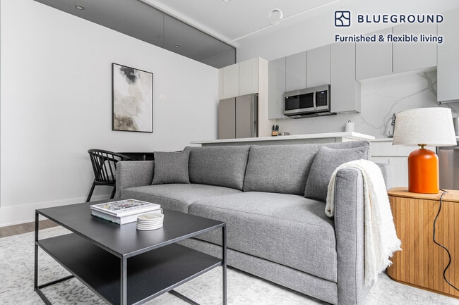 Photo - 812 W Adams St Unit FL5-ID1253