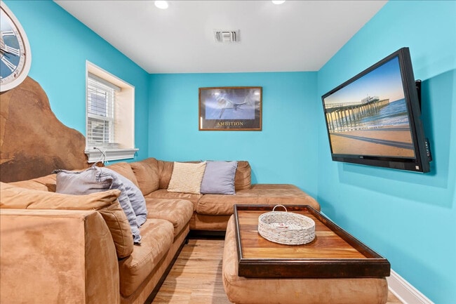 Photo - 16 S Nashville Ave Unit ID1309000P