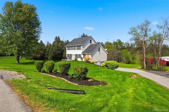 Photo - 34 Rombout Rd