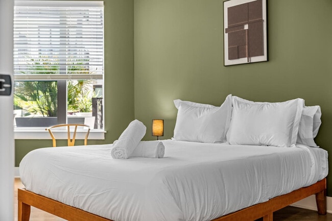 Photo - 3302 W Gray St Unit ID1313893P