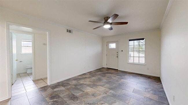 Photo - 1607 Cloverdale Ct