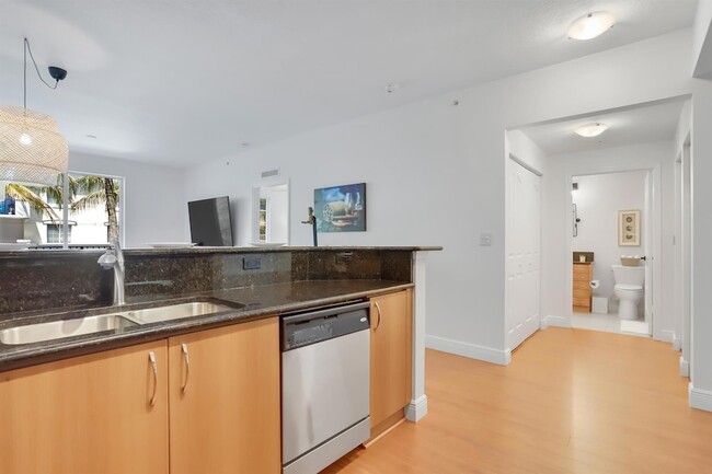 Photo - 255 NE 3rd Ave Unit 2316