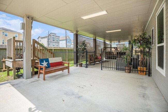 Photo - 1333 N Meyer Ave