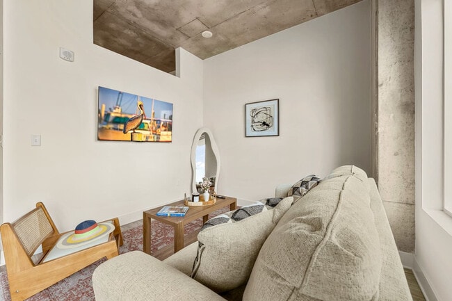 Photo - 617 N 12th St Unit SI ID1312526P