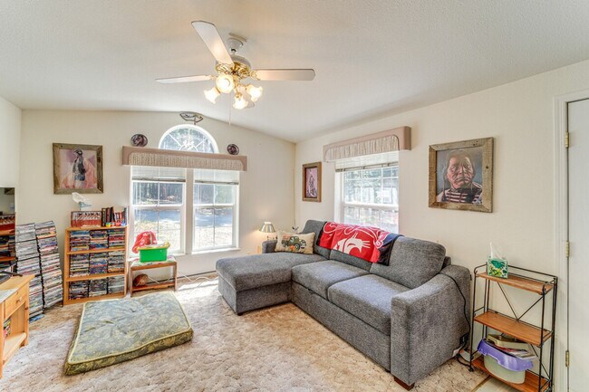 Photo - 16934 Tyee Dr Unit SI ID1385660P