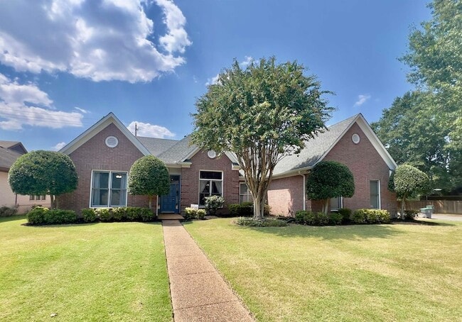 Building Photo - 1155 River Oak View Dr