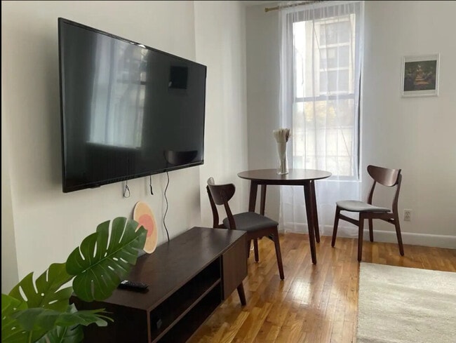 Building Photo - 410 E 60th St Unit SI ID1328954P