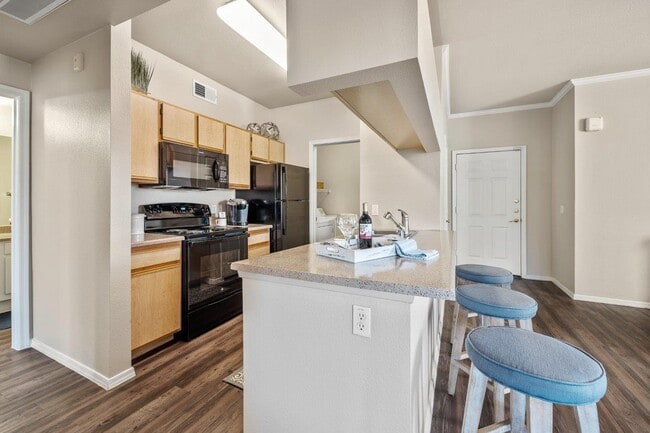 Photo - San Riva At The Foothills