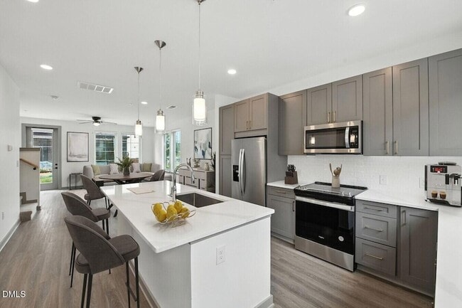 Building Photo - 1000 M.L.K. Jr Blvd Unit A5