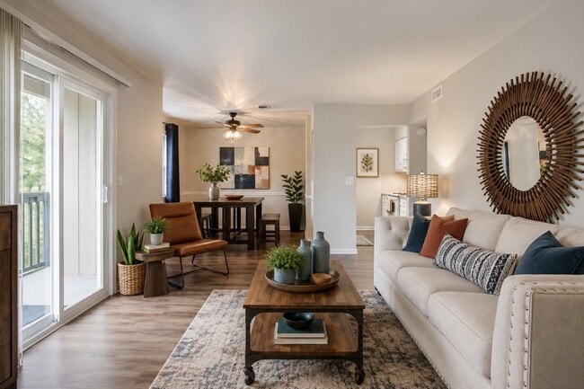 Photo - Lincoya Bay Apartments and Townhomes