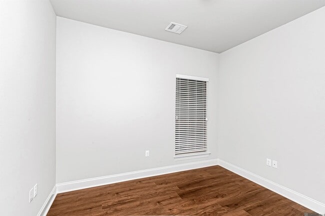 Photo - 8231 Valencia Ct