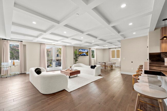 Photo - Chateau Century