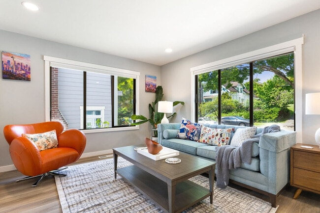 Photo - 4042 1st Ave NE Unit ID1341973P