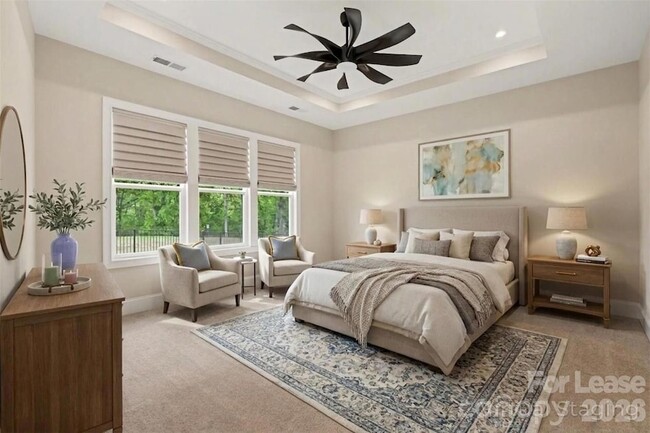 Photo - 2026 Lake Como Dr
