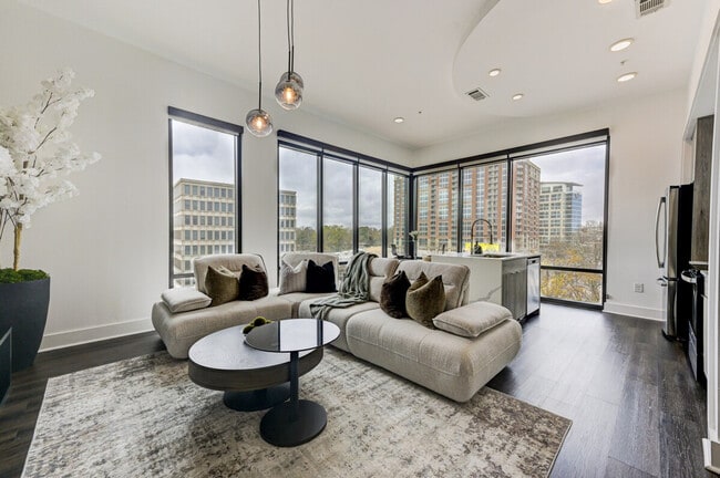 Building Photo - 1075 Peachtree Rd Unit SI ID1501472P